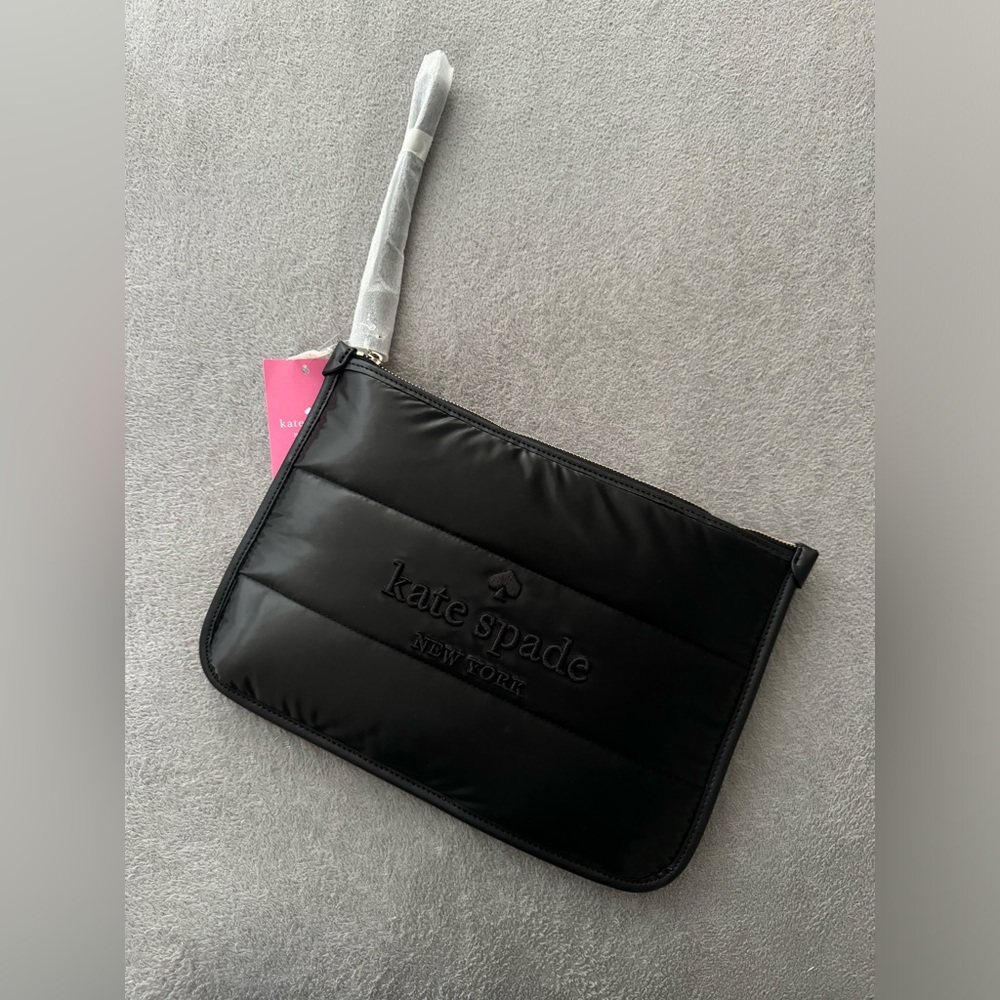 BWT ; Kate Spade large wristlet’s